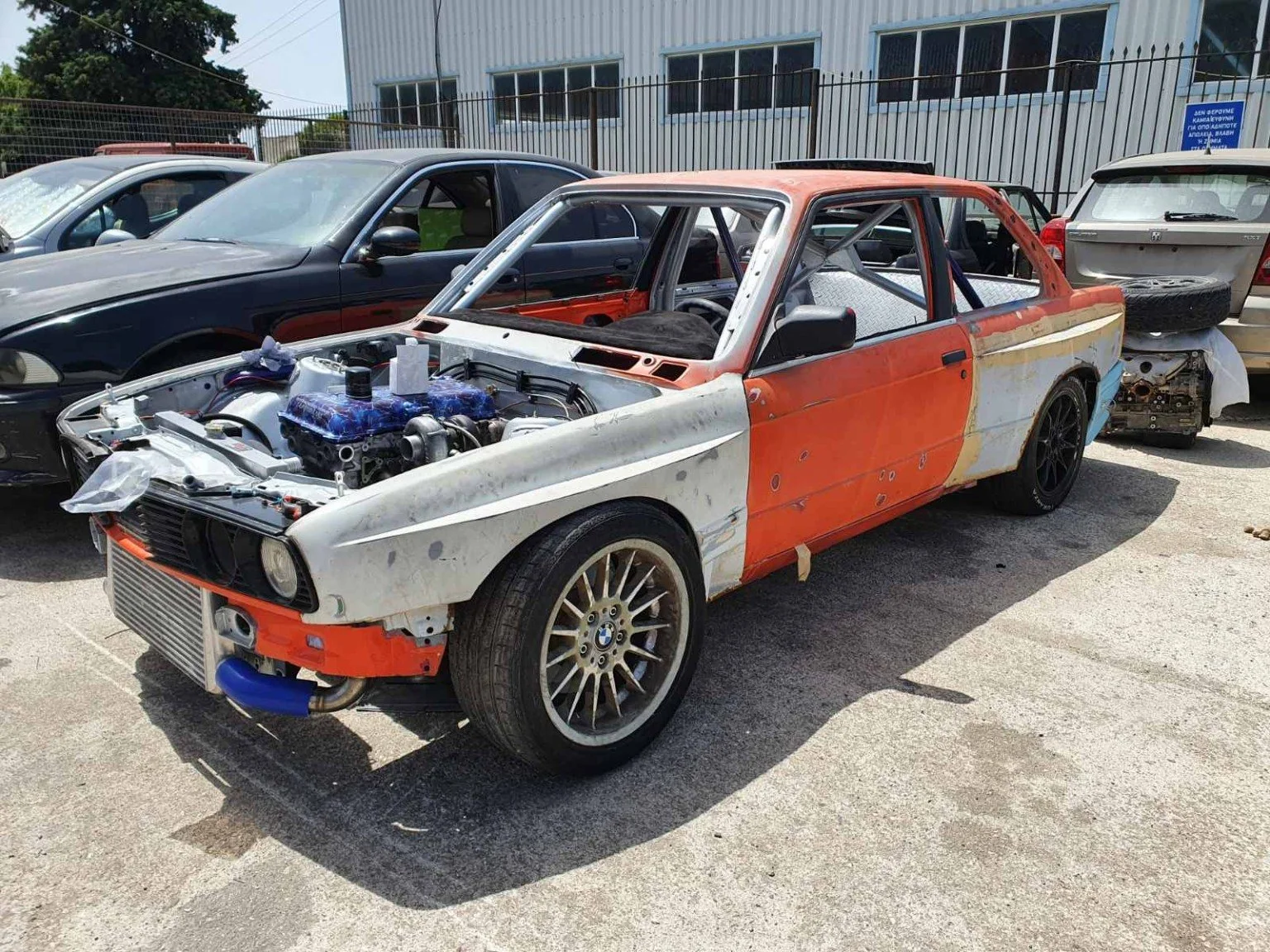 BMW E30 SR20 turbo κατά τη φάση συναρμολόγησης