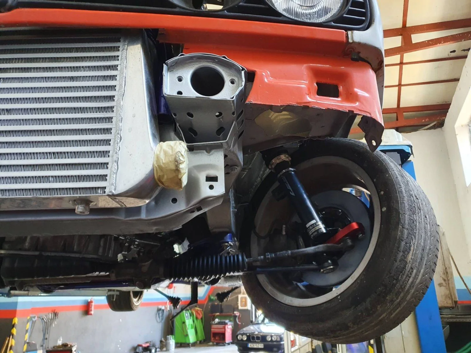 Εμπρός ανάρτηση και drift steering setup BMW E30